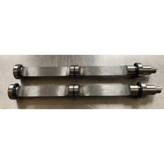 Balancer shafts in the engine block Set with bearings