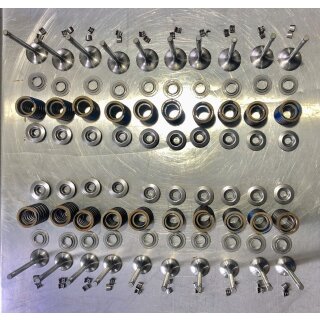 Valve set 20 V Turbo