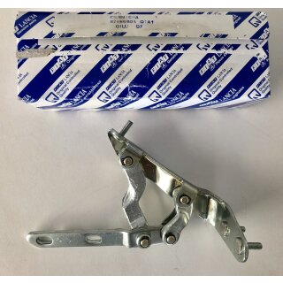 Scharnier Heckklappe rechts  82446806