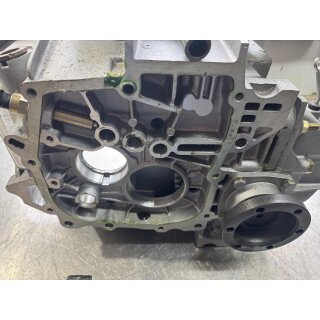 differential with gearbox housing  16 V Turbo Thema